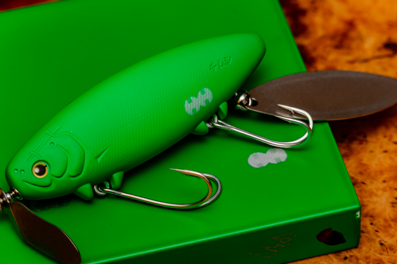 痴虫 x HeadHunters『プラカブメス』別注色 “ヘッズグリーン”