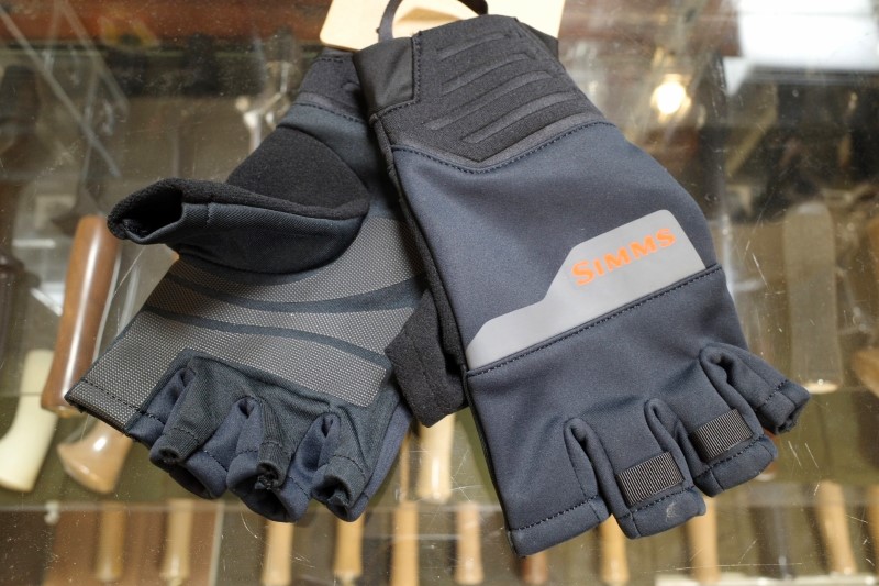 SIMMS 『Windstopper Half-Finger Glove』